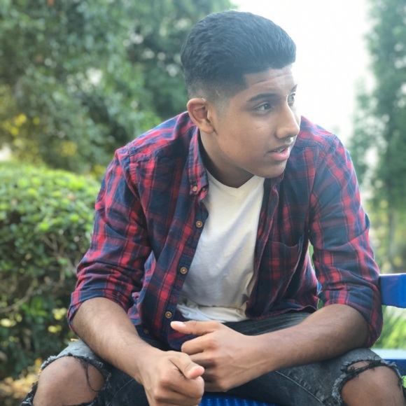 Meet your Posher, Bryan - Picture 1 of 1